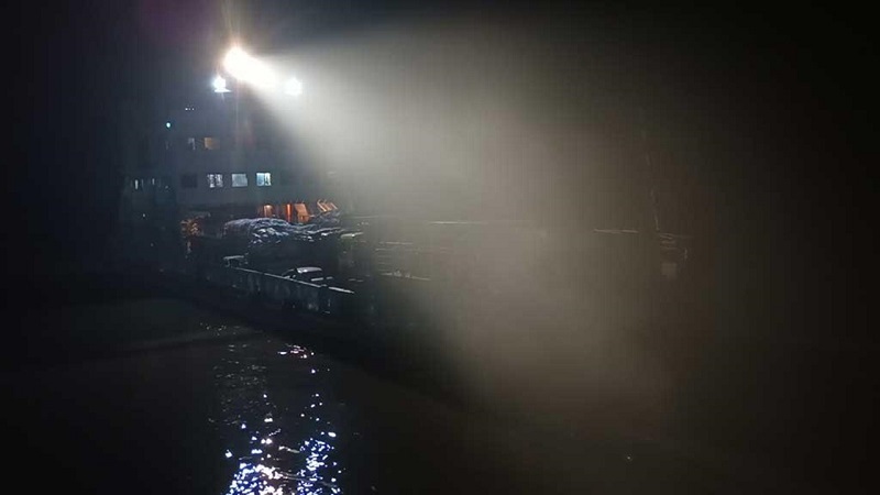  দৌলতদিয়া-পাটুরিয়া নৌরুটে ফেরি চলাচল বন্ধ